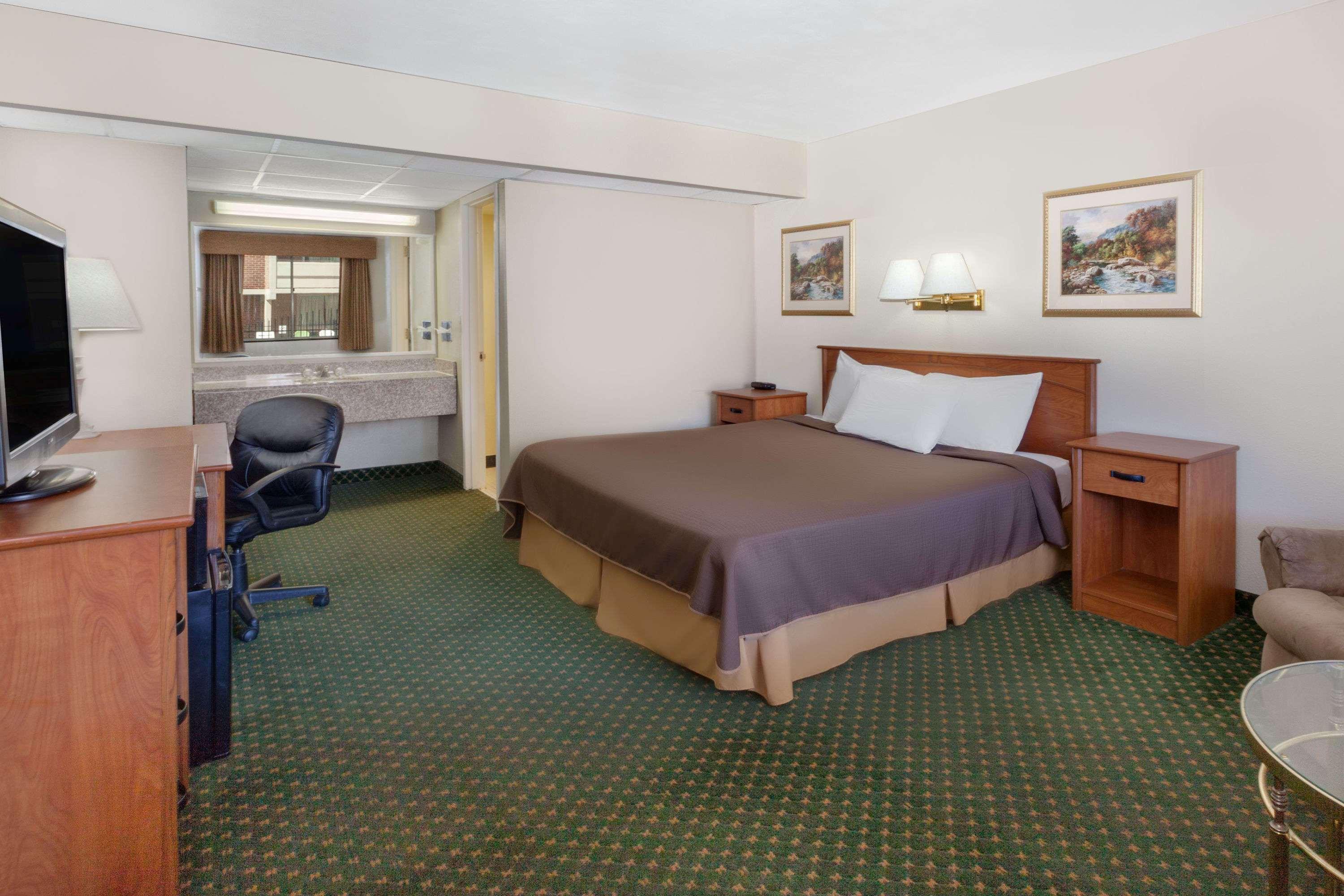 Travelodge By Wyndham Jackson Exterior foto